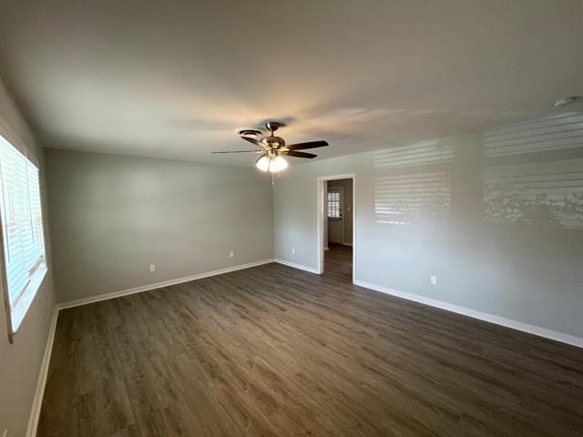 Foto del edificio - 8262 Carrick St
