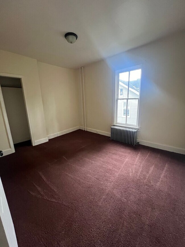 Foto del edificio - 49 S Front St