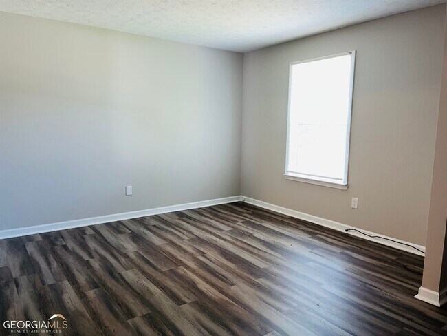 Foto del edificio - 8975 Stonebridge Blvd