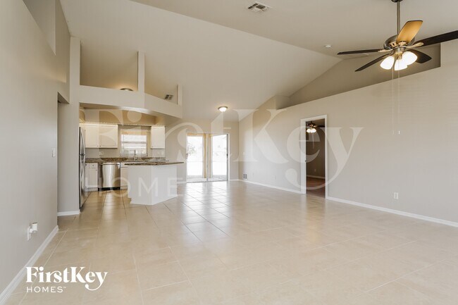 Foto del edificio - 1842 NW 5th Pl