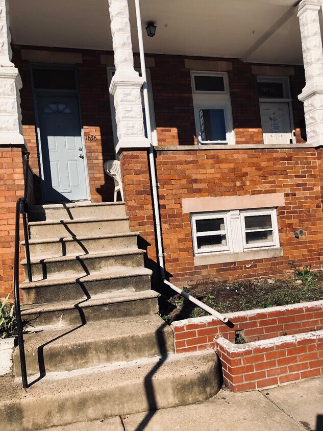 Primary Photo - 1636 Ruxton Ave