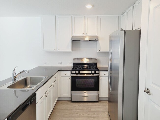 Foto del edificio - Brand New 4 Bedroom Texas A&M