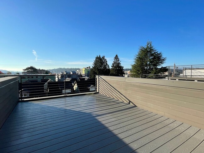 Building Photo - Enjoy this 2017 construction with 3B/2B