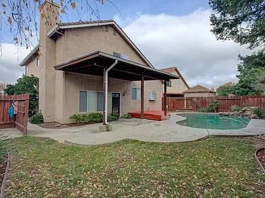 Foto del edificio - 2349 Rainwood Ln