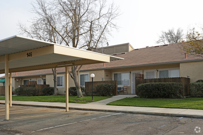 Building Photo - View Road Apartments