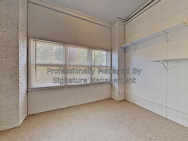 Building Photo - 2111 Eastern Pkwy