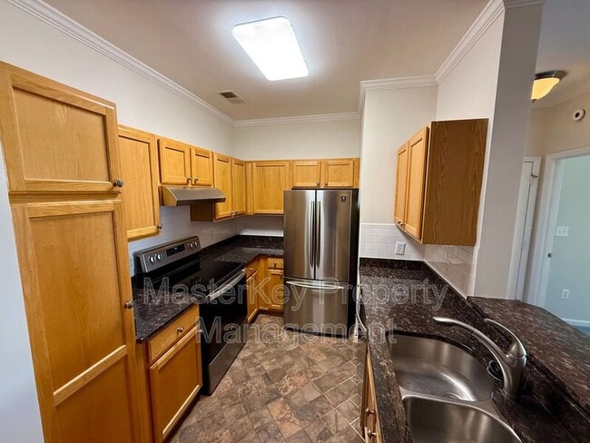 Foto del edificio - 800 Savannah Ridge Rd