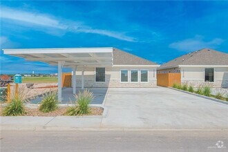 Building Photo - 5308 Vision St