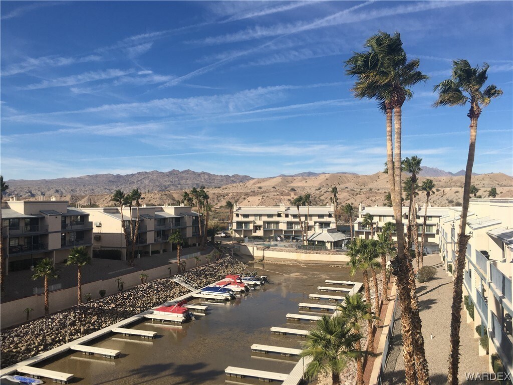 1675 AZ95 Unit B6, Bullhead City, AZ 86442 Condo for Rent in