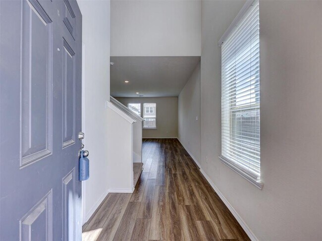 Building Photo - 116 Prairie Falcon Wy