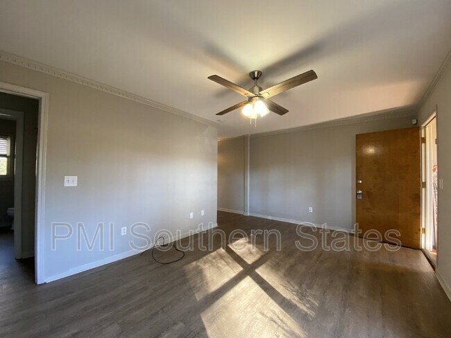 Foto del edificio - 209 Jonesville Rd