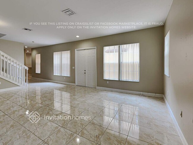 Building Photo - 1025 SW 146th Terrace