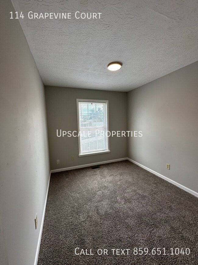 Building Photo - 114 Grapevine Ct
