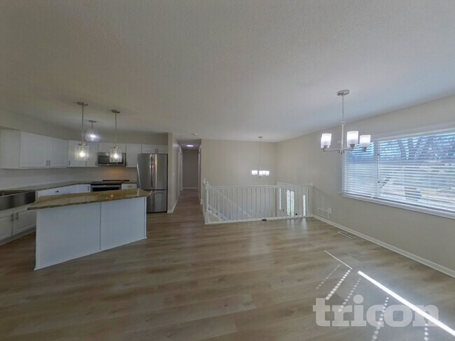 Foto del edificio - 6580 E Fish Lake Rd