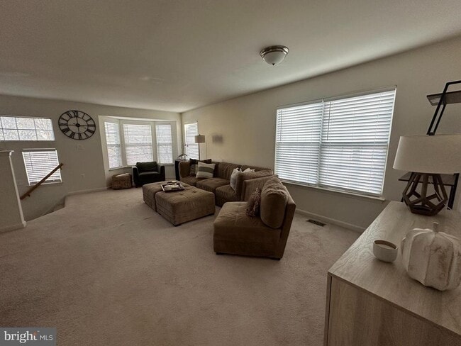 Building Photo - 115 Frazer Dr