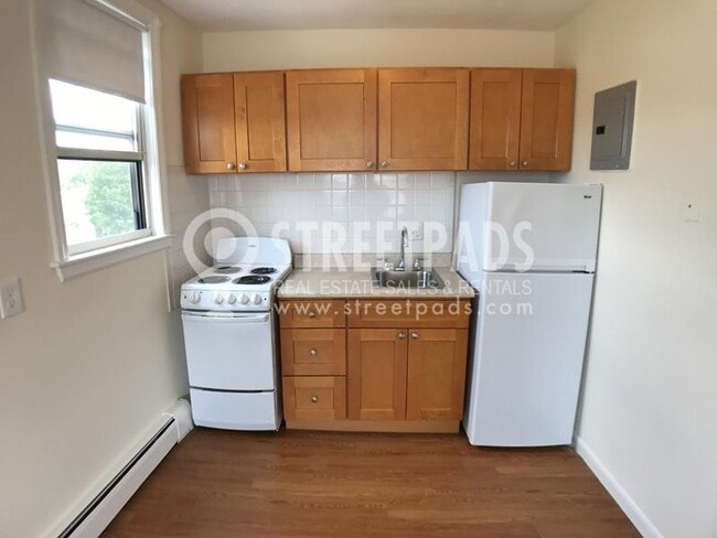 Building Photo - 1 bedroom in Boston MA 02135