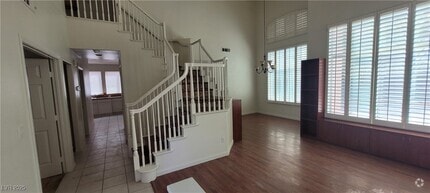 Building Photo - 4774 Willow Glen Dr