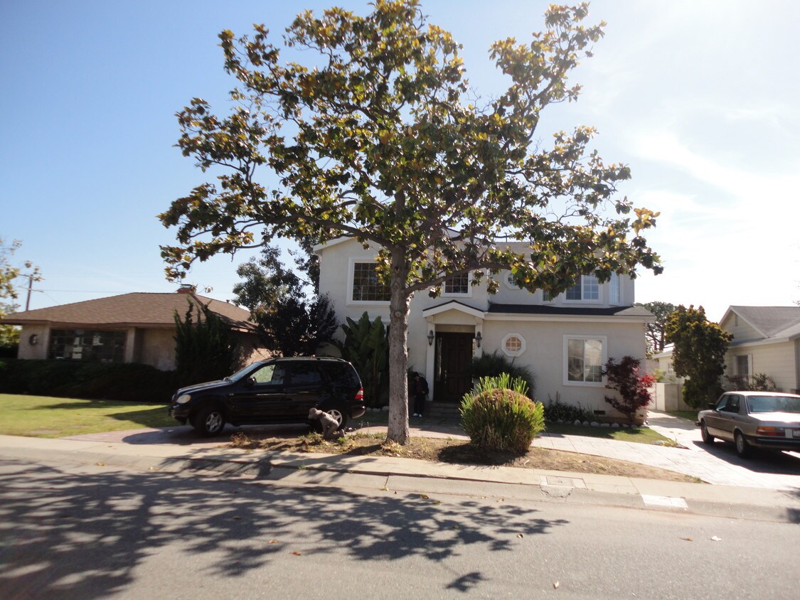 101 Apartments Available for Rent in Westchester, CA