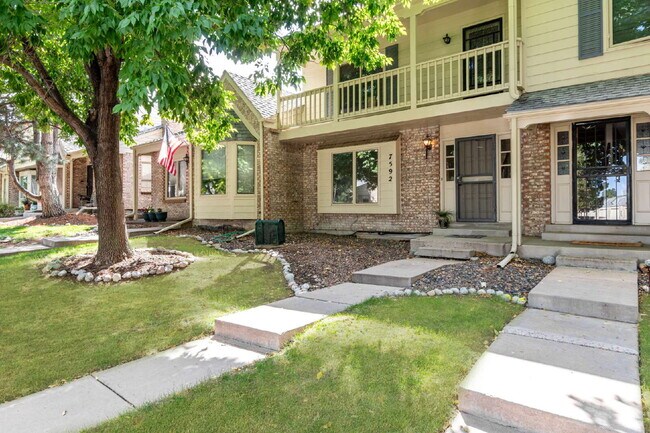 Building Photo - Lovely 4Bed / 4 bath townhome for rent in Centennial
