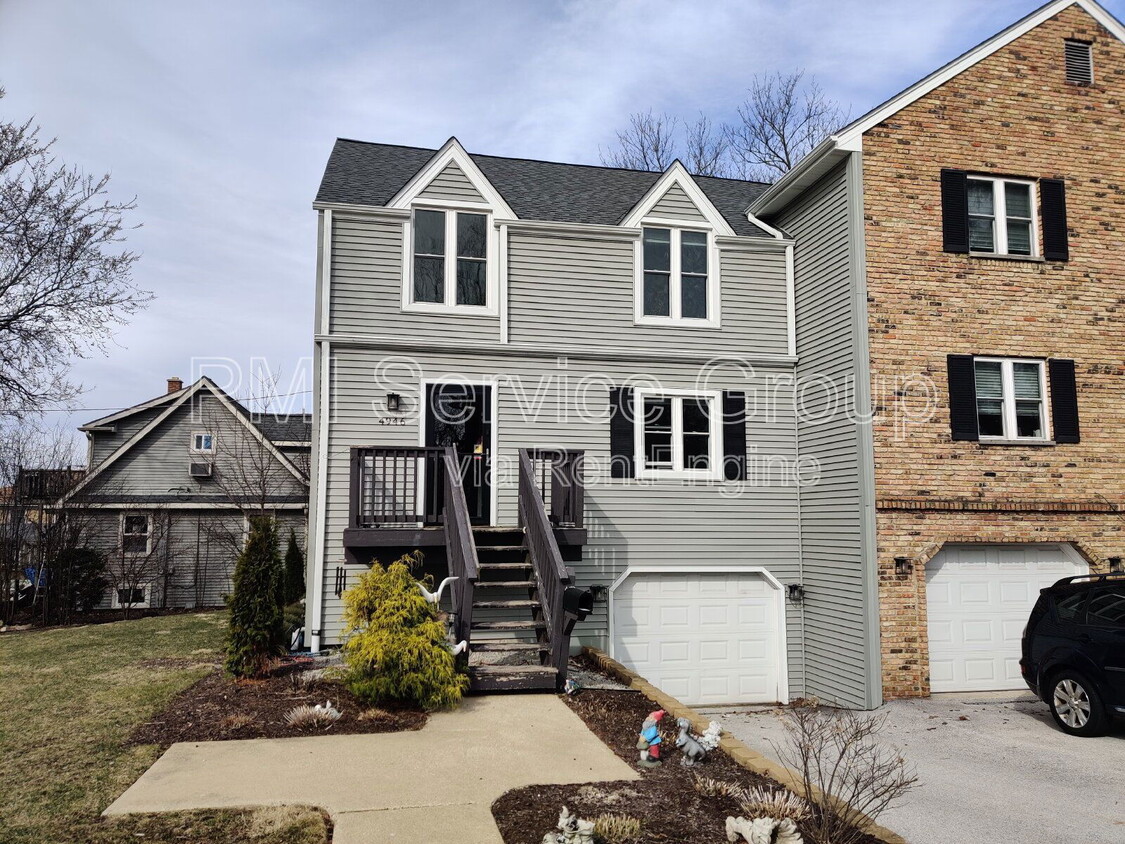 Foto principal - 4946 Florence Ave