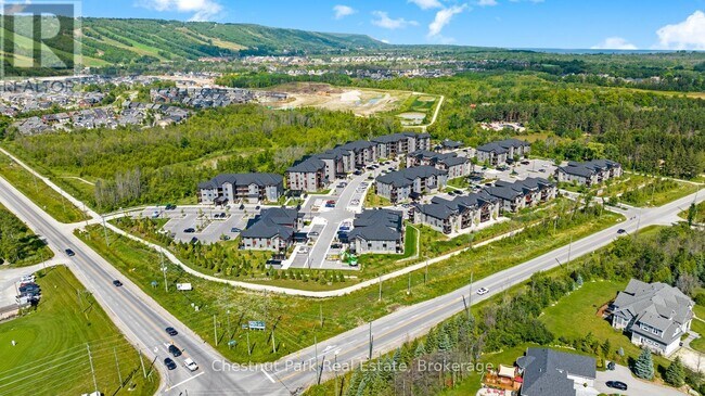 Building Photo - 13 Beausoleil Ln