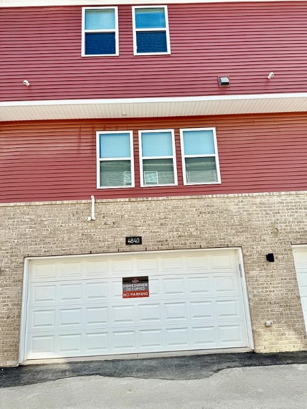 Building Photo - 4840 Ludlow Ln