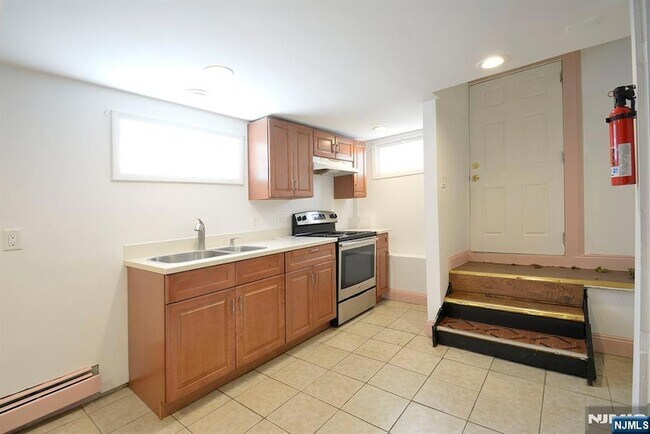 Foto del edificio - 318 Harrington Ave