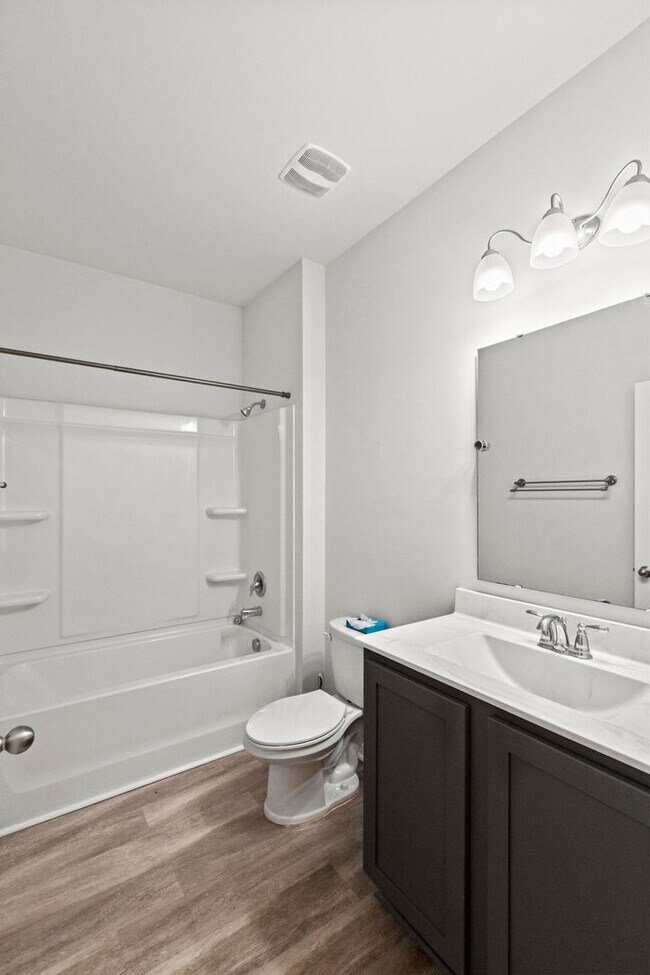 Foto del edificio - Holly Ridge Ranch Home available now!