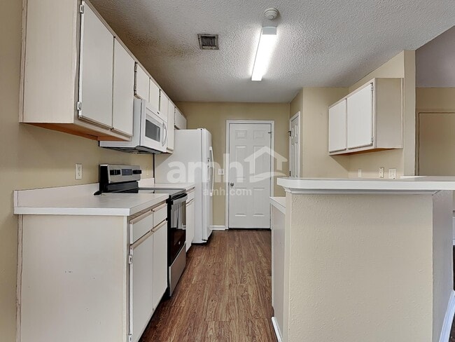 Foto del edificio - 106 Habitat Dr