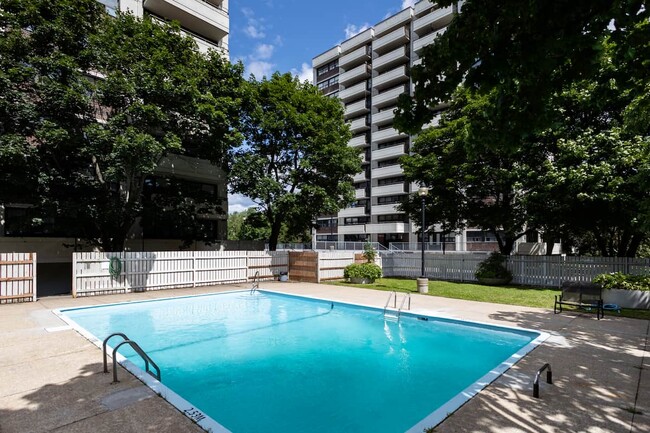 Building Photo - Chapdelaine Apartments