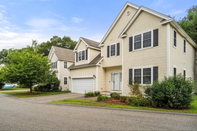 Foto del edificio - 5 Equestrian Ln