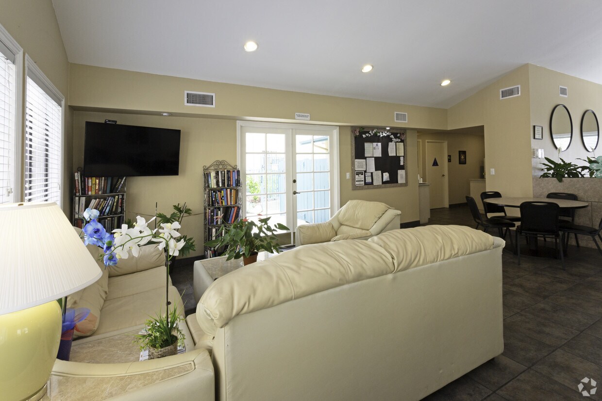 Ocean Breeze Senior Village Apartments in Oceanside, CA Westside Rentals