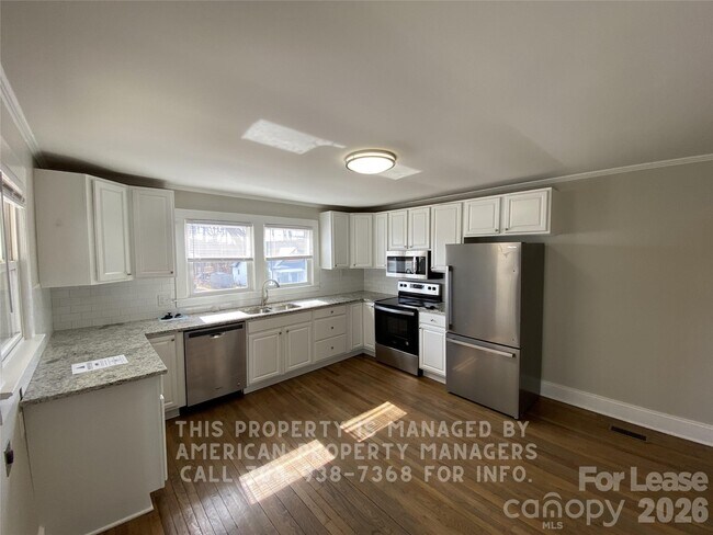 Foto del edificio - 503 E 22nd St