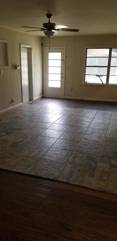 Foto principal - 5403 Meadow Creek Ln