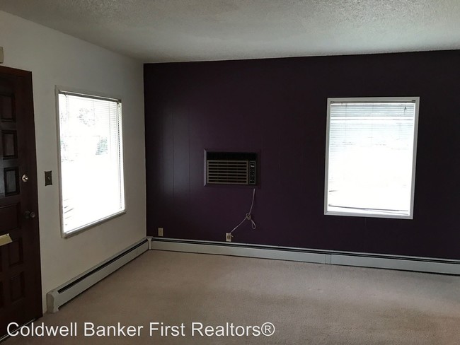 Building Photo - 2 br, 1 bath House - 603 E. Maple