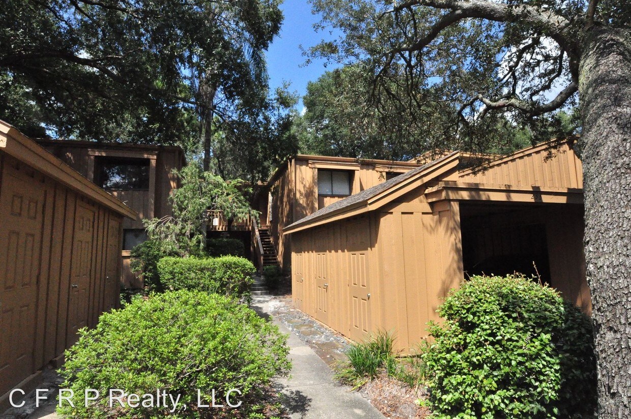 Foto principal - 233 Crown Oaks Way