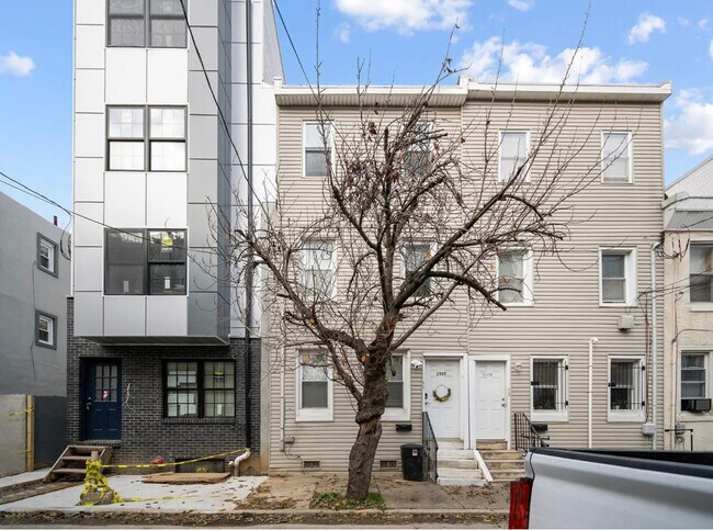 Foto del edificio - 1537 W Stiles St
