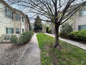 Building Photo - 8705 W Berry Ave