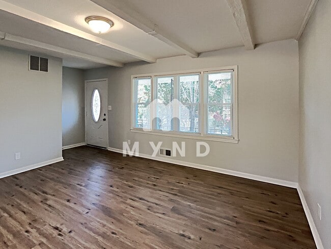 Building Photo - 6852 Cherry Cir