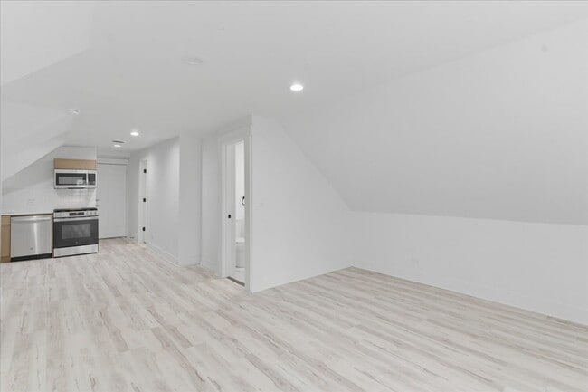 Foto del edificio - 2607 W Haddon Ave