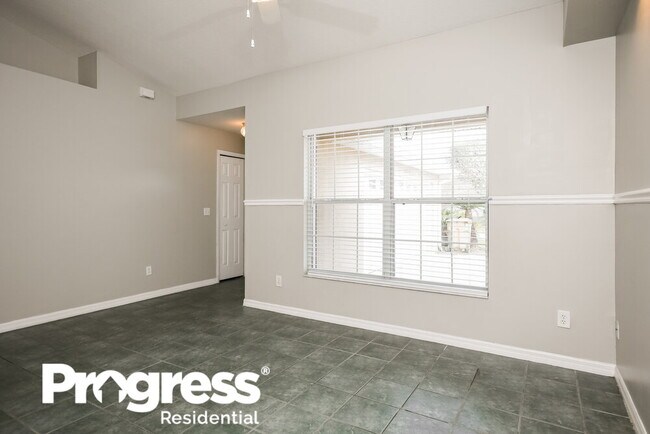 Building Photo - 10525 Reagans Run Dr