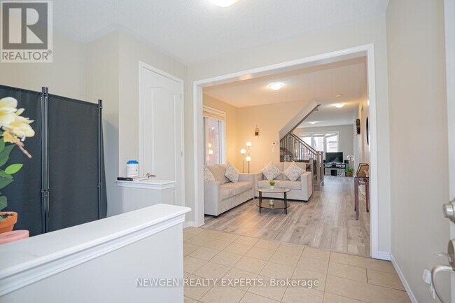 Photo du bâtiment - 131 Vanhorne Cl