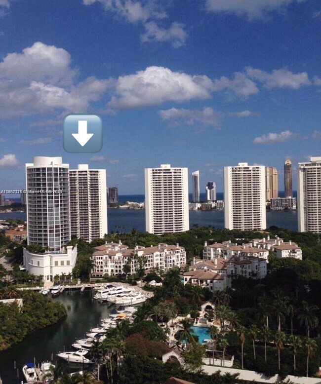 Foto del edificio - 4000 Island Blvd