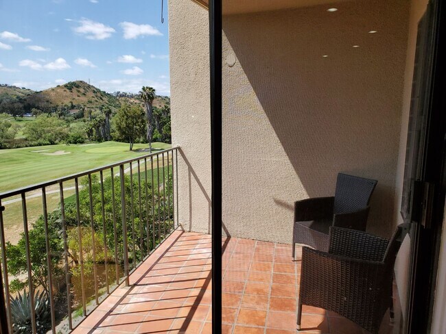 Foto del edificio - 6780 Mission Gorge Rd