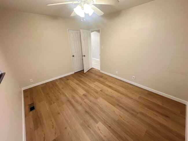 Building Photo - 109 Orchard
