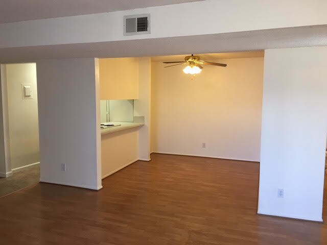 Foto del edificio - 3845 Montgomery Blvd NE
