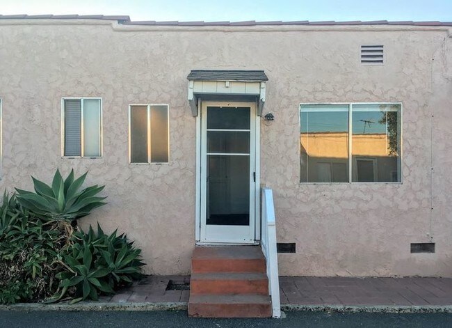 Building Photo - Studio in Lomita For Rent