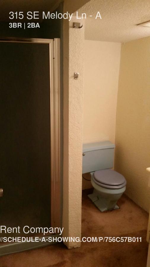 Foto del edificio - 315 SE Melody Ln