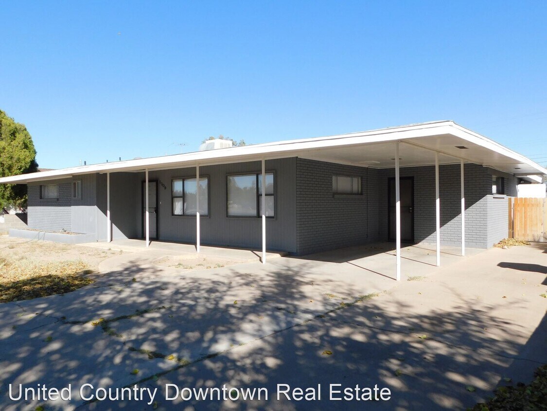 Primary Photo - 3 br, 2 bath House - 1309 S Silver Ave
