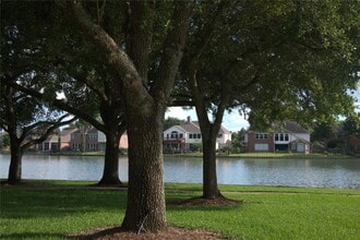 Building Photo - 1839 Lakewinds Dr